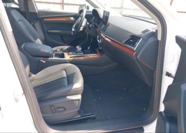 2021 AUDI Q5(VIN: WA1BAAFY5M2019396