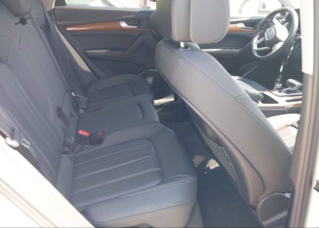 2021 AUDI Q5(VIN: WA1BAAFY5M2019396