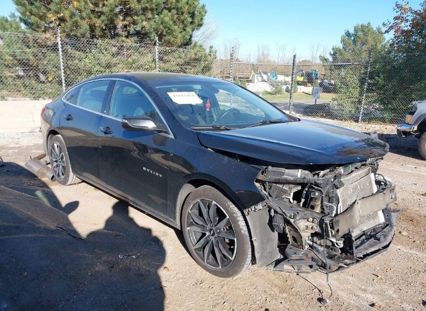 2017 CHEVROLET MALIBU 1LT photo