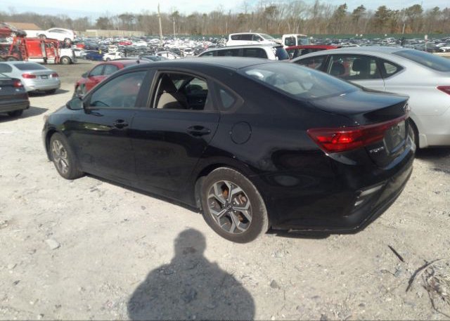 2021 KIA FORTE(VIN: 3KPF24AD0ME307517
