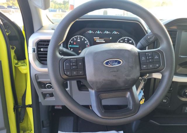 2022 FORD F150(VIN: 1FTMF1CB6NKE04984
