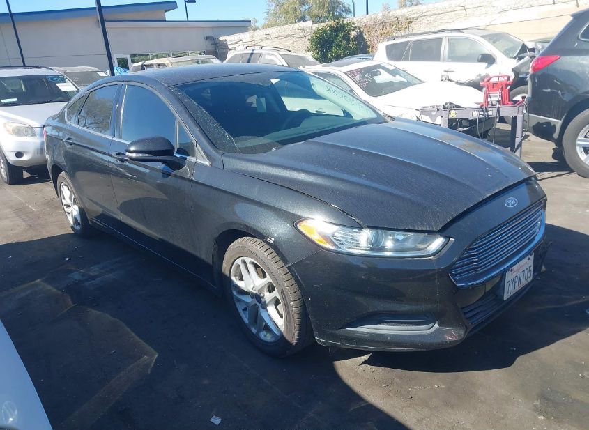 2015 FORD FUSION SE photo