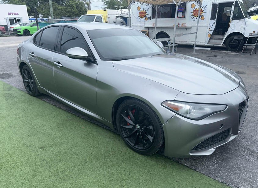 2017 Alfa Romeo Giulia 2.0L photo
