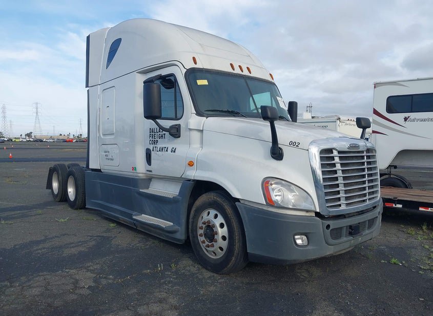 2016 Freightliner Cascadia 125 photo