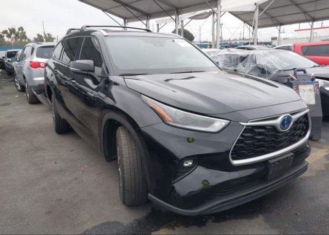 2021 TOYOTA HIGHLANDER (VIN: 5TDGARAH0MS012382)