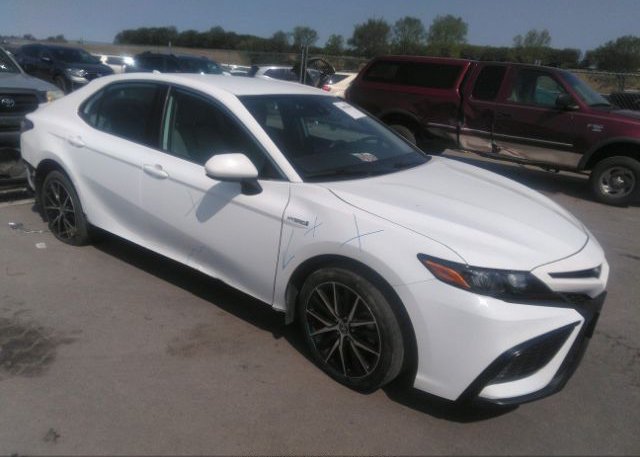 2021 TOYOTA CAMRY (VIN: 4T1G31AK8MU021085)