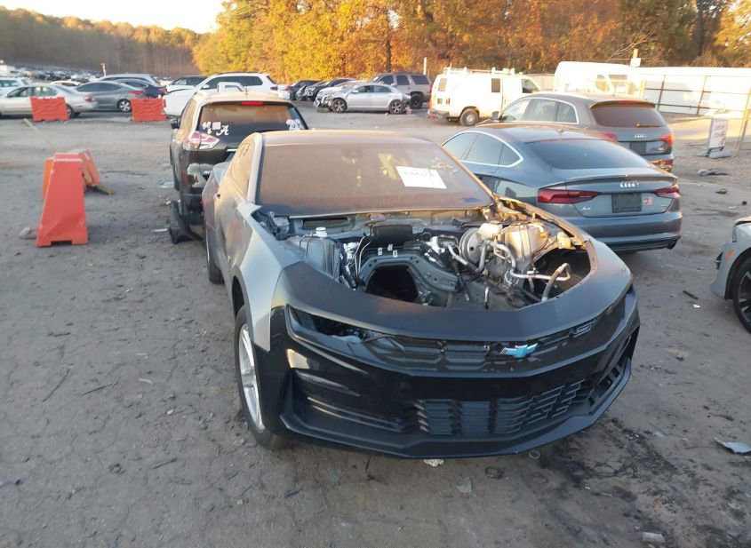 2021 CHEVROLET CAMARO RWD 2SS photo