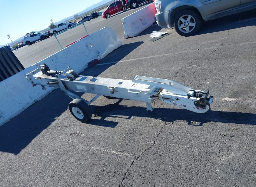 1996 EQUIPMENT GSE 9192DU photo