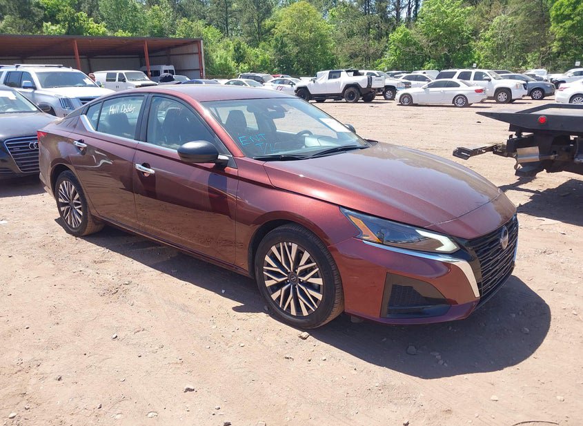 2025 Nissan Altima 2.5L photo