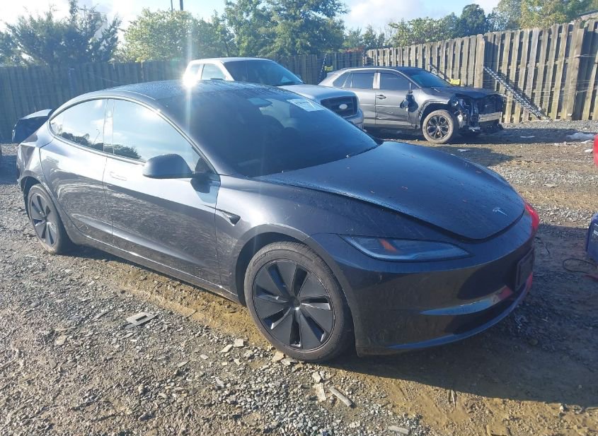 2024 TESLA MODEL 3 LONG RANGE DUAL MOTOR ALL-WHEEL DRIVE/REAR-WHEEL DRIVE photo