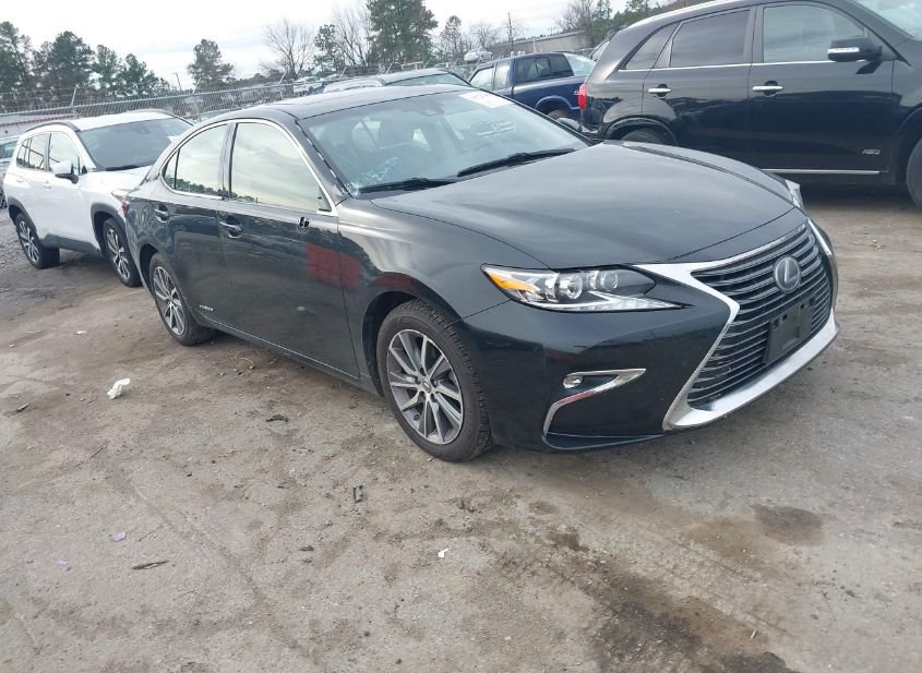 2017 LEXUS ES 300H photo