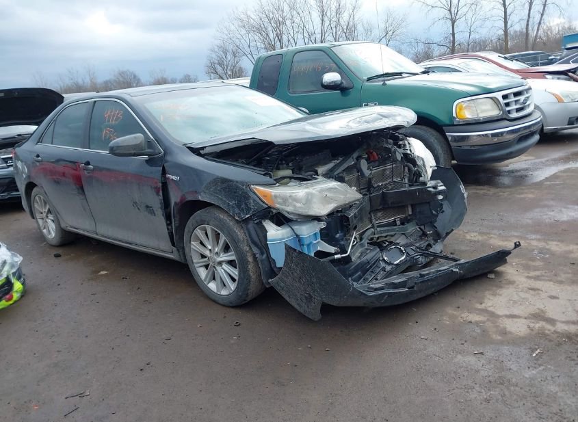 2012 TOYOTA CAMRY HYBRID XLE photo