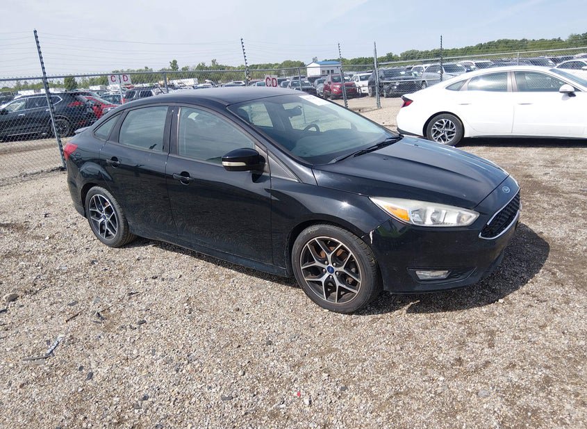2016 Ford Focus 2.0L photo