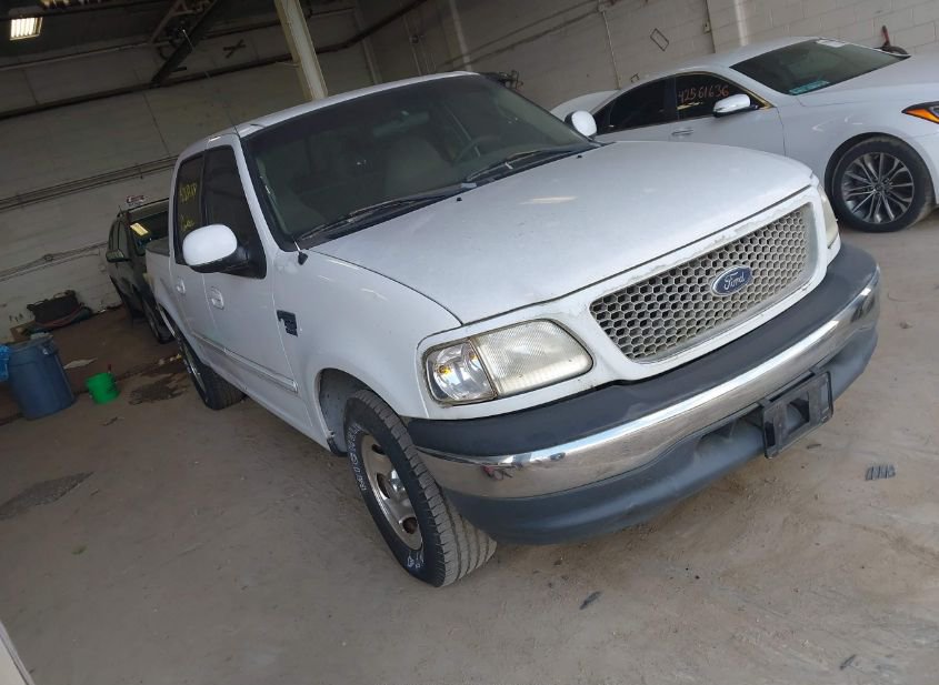 2001 FORD F-150 HARLEY-DAVIDSON EDITION/KING RANCH EDITION/LARIAT/XLT photo