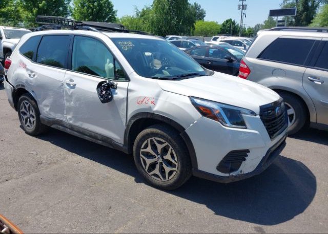 2022 SUBARU FORESTER (VIN: JF2SKAEC1NH474920)