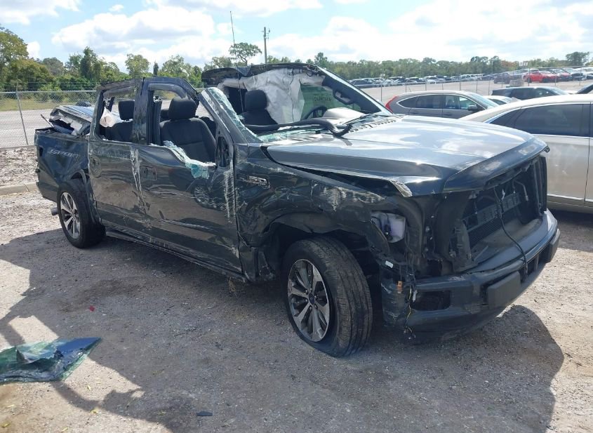 2016 FORD F-150 XLT photo