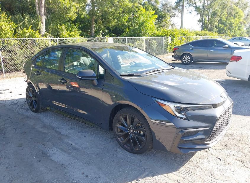 2024 TOYOTA COROLLA SE photo