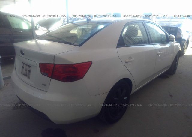 цена в сша 2011 KIA FORTE KNAFU4A29B5357119