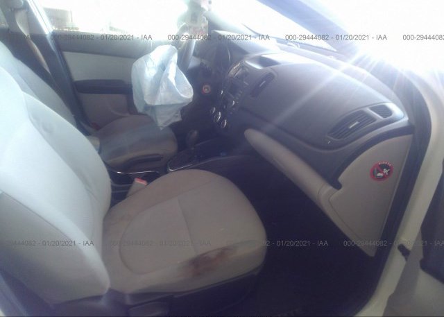 пригнать из сша 2011 KIA FORTE KNAFU4A29B5357119