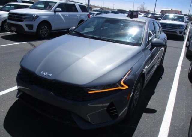 2022 KIA K5 (VIN: 5XXG14J28NG126373)