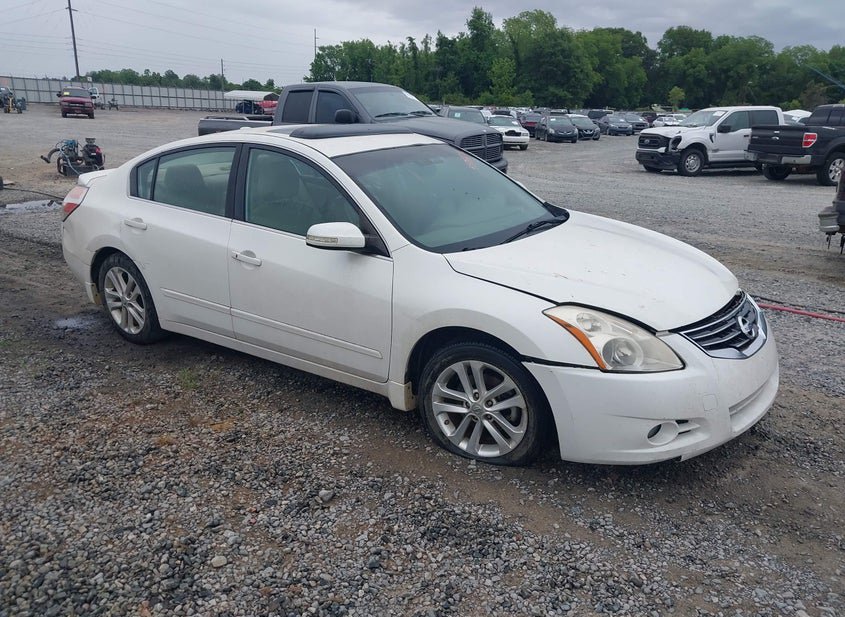 2012 Nissan Altima 3.5L photo