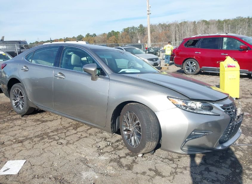 2016 LEXUS ES 350 photo