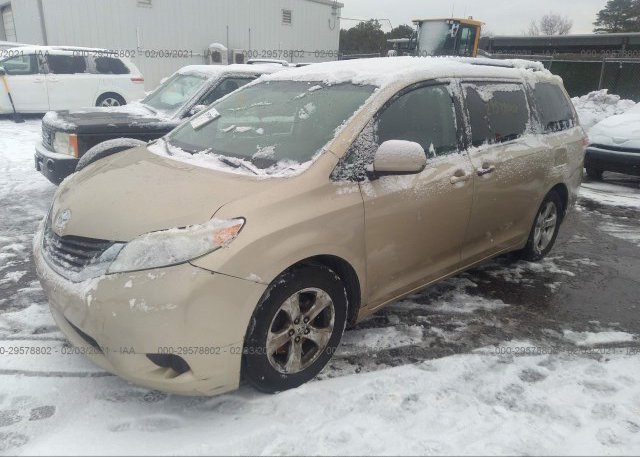 из сша 2011 TOYOTA SIENNA 5TDKK3DC2BS061892