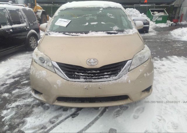 5TDKK3DC2BS061892 2011 TOYOTA SIENNA