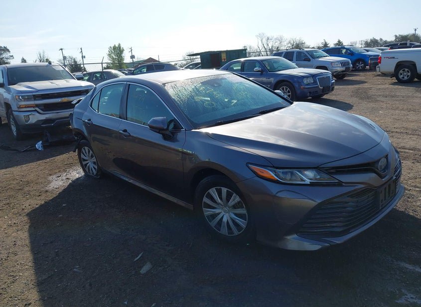 2018 Toyota Camry Hybrid 2.5L photo