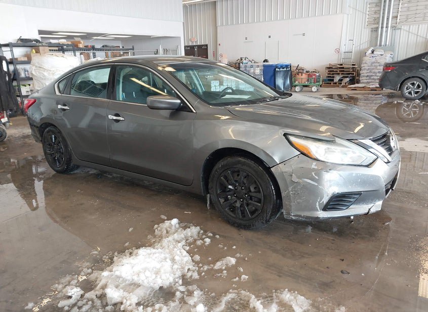 2017 Nissan Altima 2.5L photo
