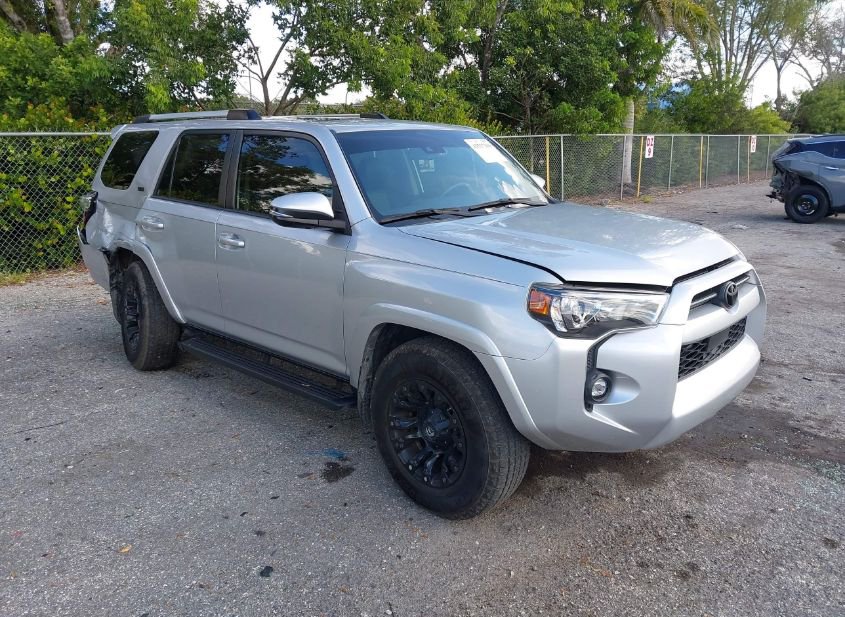 2021 TOYOTA 4RUNNER SR5 PREMIUM photo