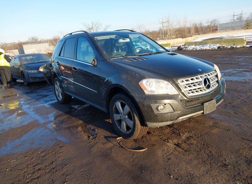 2010 MERCEDES-BENZ ML 350 4MATIC photo