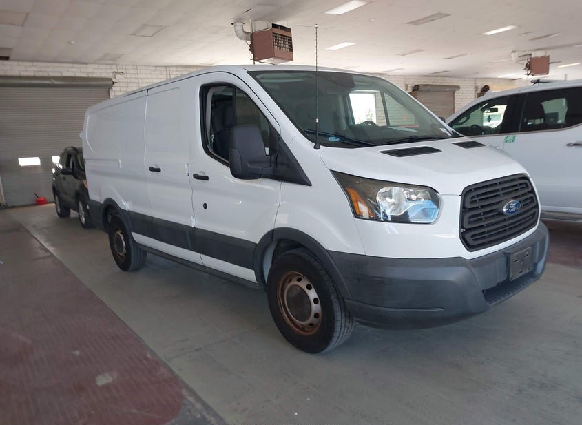 2016 Ford Transit-150 3.7L photo