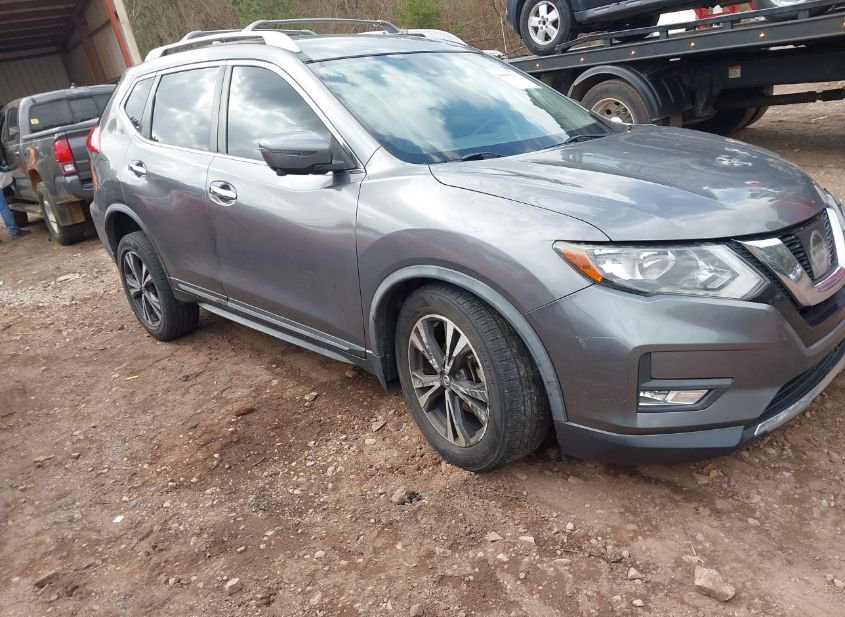 2017 Nissan Rogue 2.5L photo
