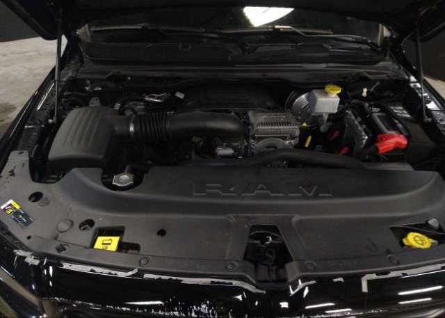 2021 RAM 1500(VIN: 1C6SRFFT2MN517948
