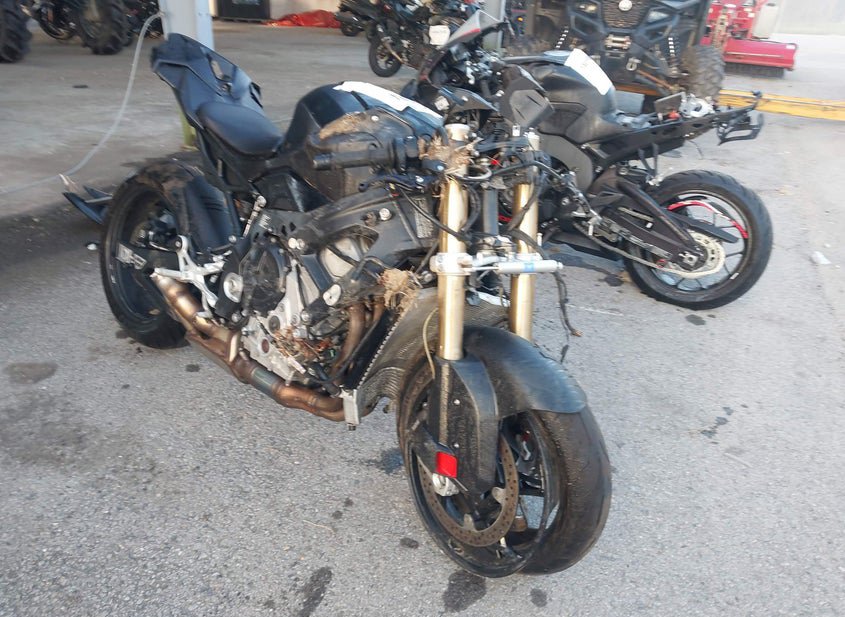 2026 BMW S 1000 4 photo