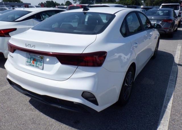 2022 KIA FORTE(VIN: 3KPF24ADXNE456048
