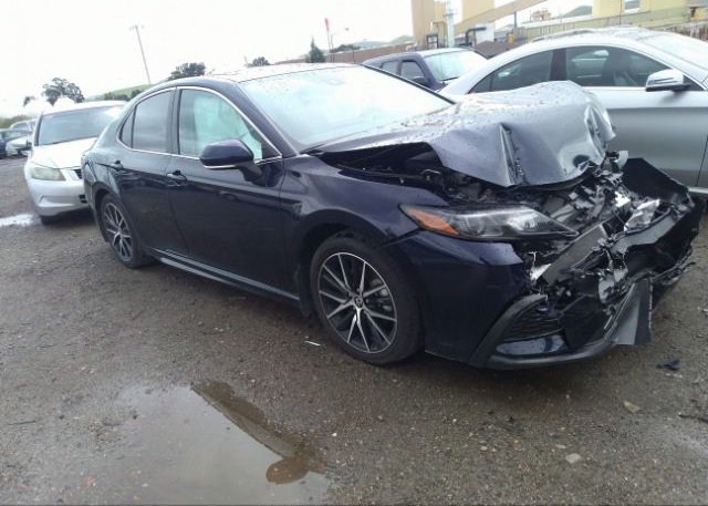2022 TOYOTA CAMRY (VIN: 4T1S31AK3NU585626)