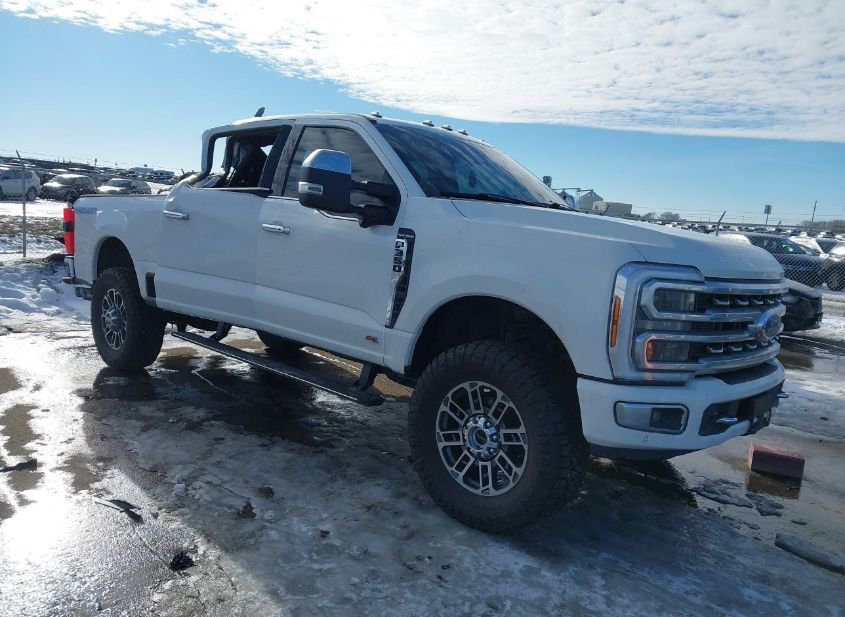 2024 FORD F-350 PLATINUM photo