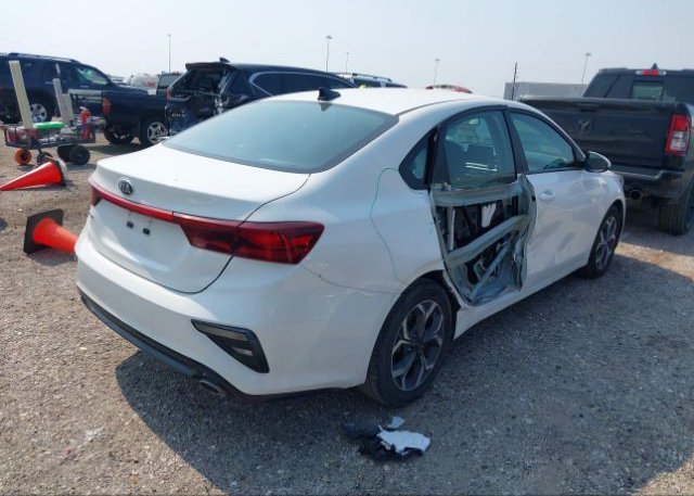 2021 KIA FORTE(VIN: 3KPF24ADXME308514