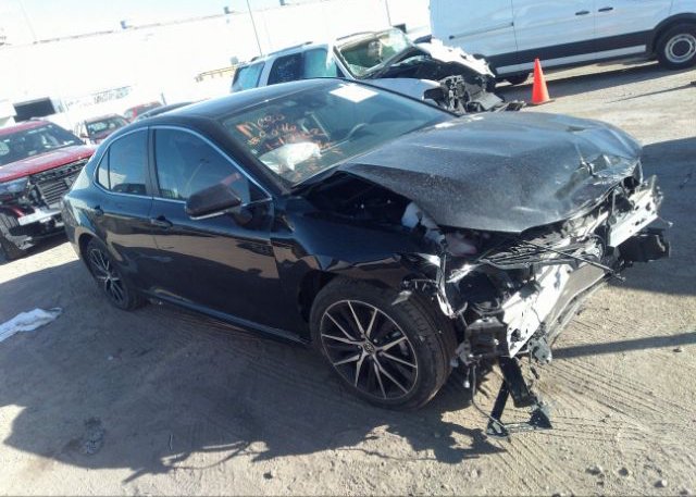 2022 TOYOTA CAMRY (VIN: 4T1G11AK4NU658384)