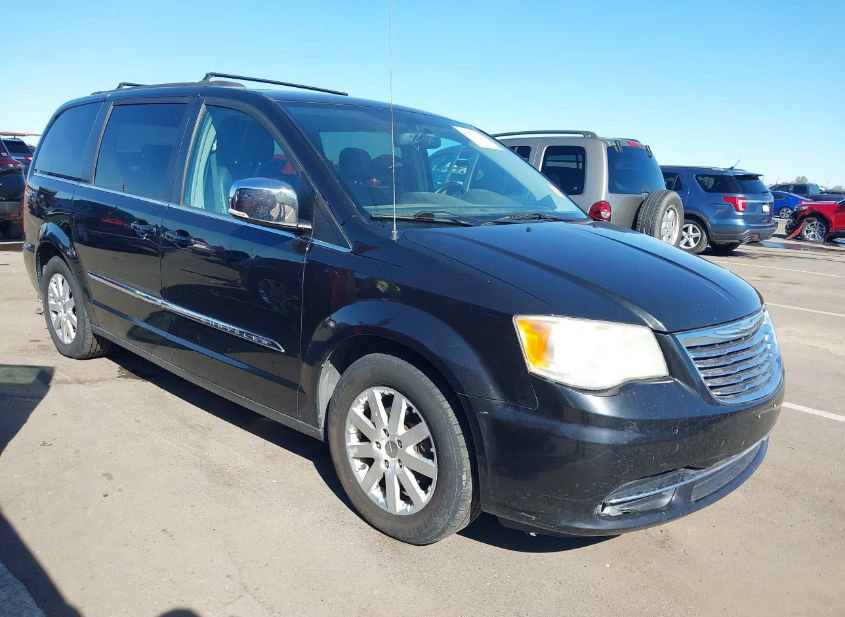 2011 CHRYSLER TOWN & COUNTRY TOURING-L photo