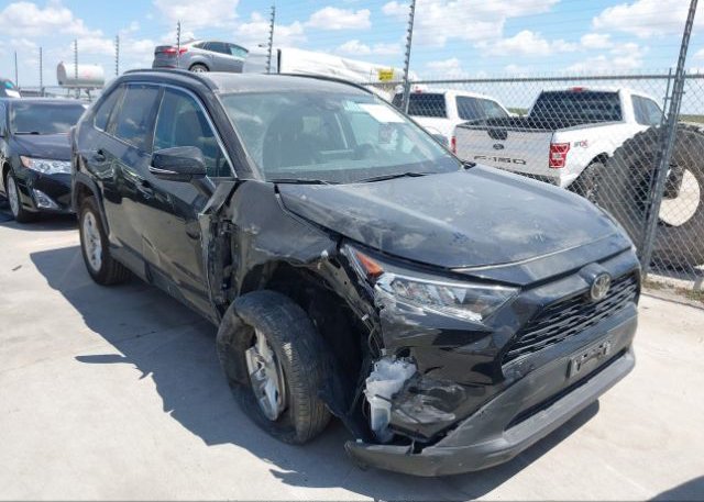 2021 TOYOTA RAV4 (VIN: 2T3W1RFV9MC121031)