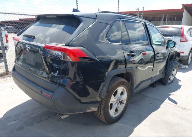 2021 TOYOTA RAV4(VIN: 2T3W1RFV9MC121031