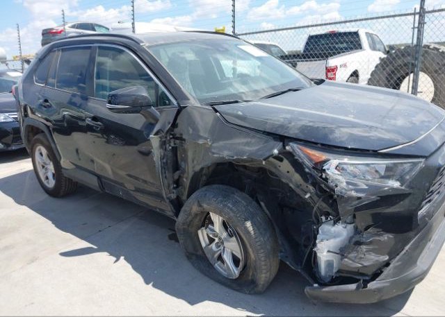2021 TOYOTA RAV4(VIN: 2T3W1RFV9MC121031