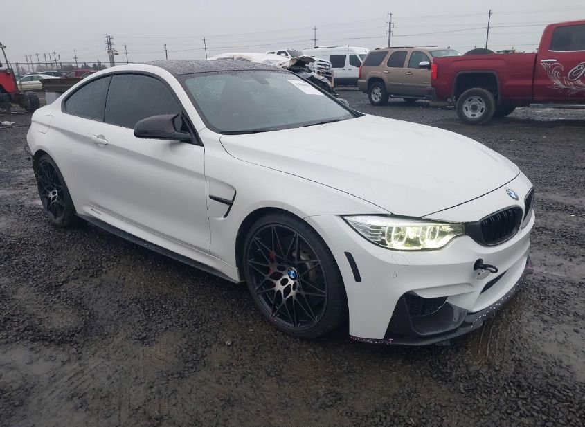 2017 BMW M4 photo