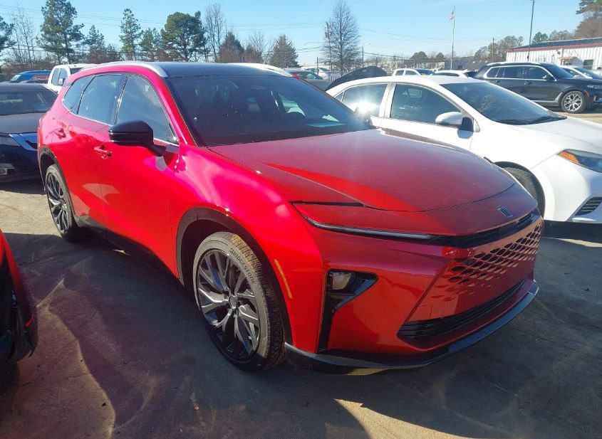 2025 TOYOTA CROWN SIGNIA LIMITED photo