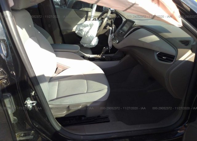 пригнать из сша 2018 CHEVROLET MALIBU 1G1ZB5ST3JF258770
