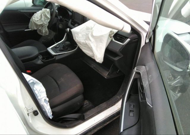 2022 TOYOTA RAV4(VIN: 4T3MWRFV3NU060526