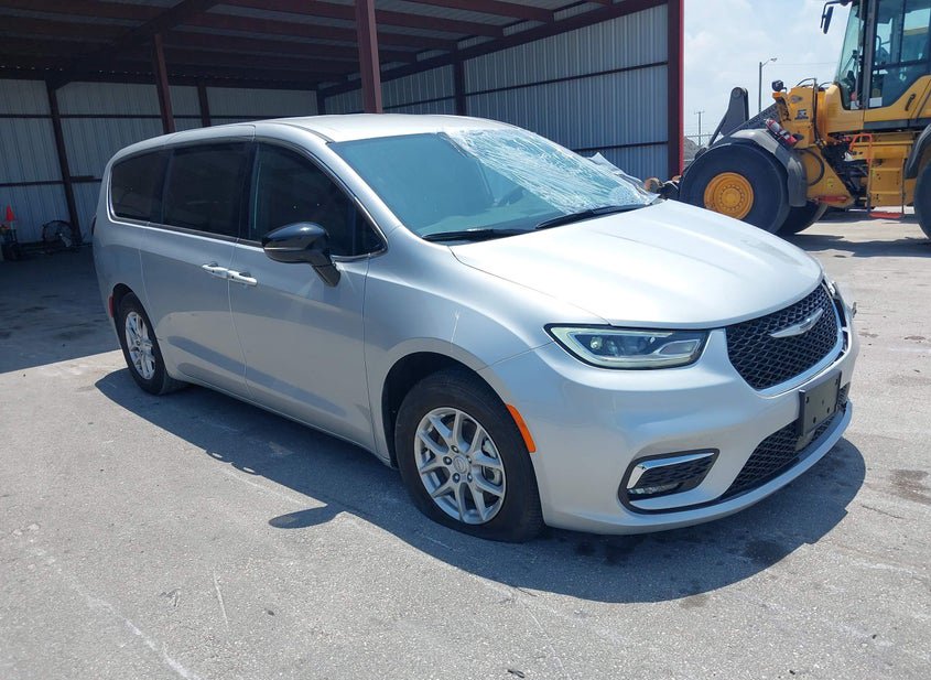 2026 Chrysler Pacifica 3.6L photo
